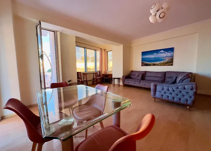 - Ggpremiumstays Beachfront - 2 Double Bedrooms First Line Exclusive View With 2 Balconies 3* Vlorë
