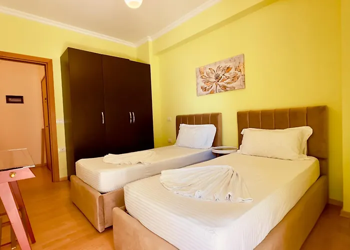 Appartamento - Ggpremiumstays Beachfront - 2 Double Bedrooms First Line Exclusive View With 2 Balconies 3*