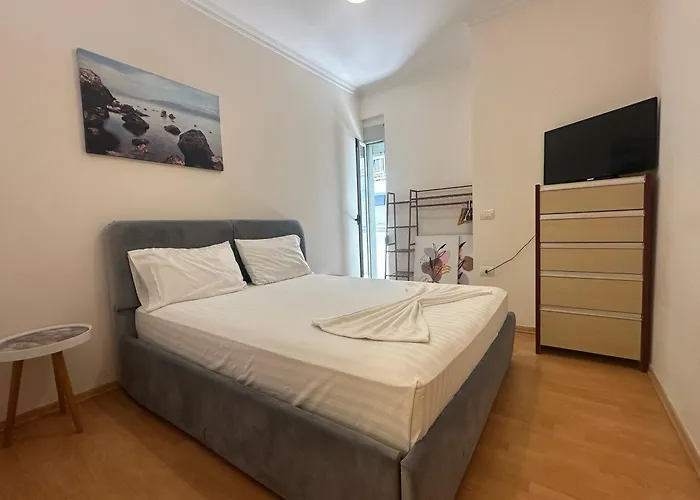 - Ggpremiumstays Beachfront - 2 Double Bedrooms First Line Exclusive View With 2 Balconies Vlorë