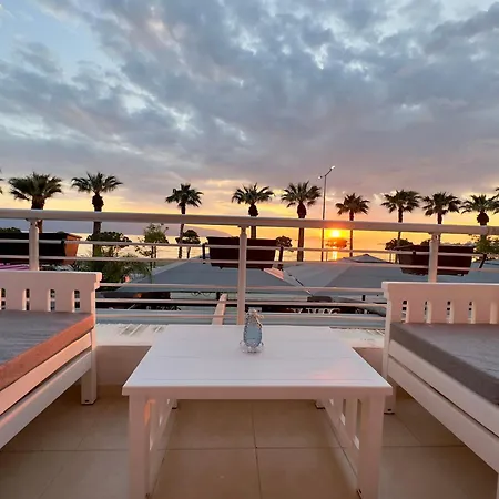 - Ggpremiumstays Beachfront - 2 Double Bedrooms First Line Exclusive View With 2 Balconies 3*