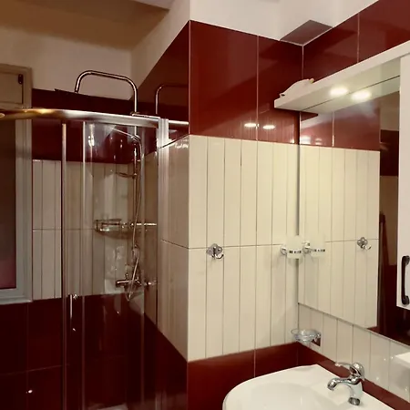 - Ggpremiumstays Beachfront - 2 Double Bedrooms First Line Exclusive View With 2 Balconies Vlore