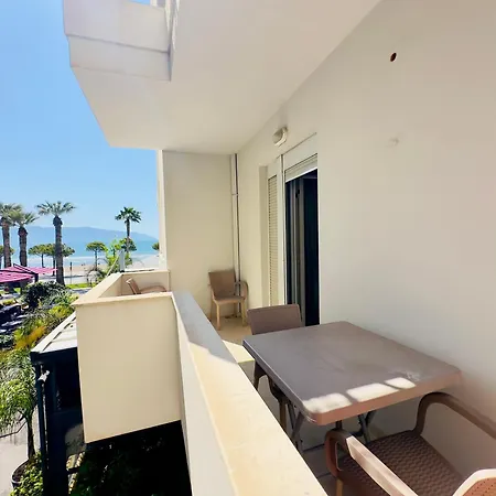 - Ggpremiumstays Beachfront - 2 Double Bedrooms First Line Exclusive View With 2 Balconies Vlore