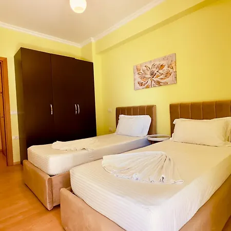 Appartement - Ggpremiumstays Beachfront - 2 Double Bedrooms First Line Exclusive View With 2 Balconies 3*